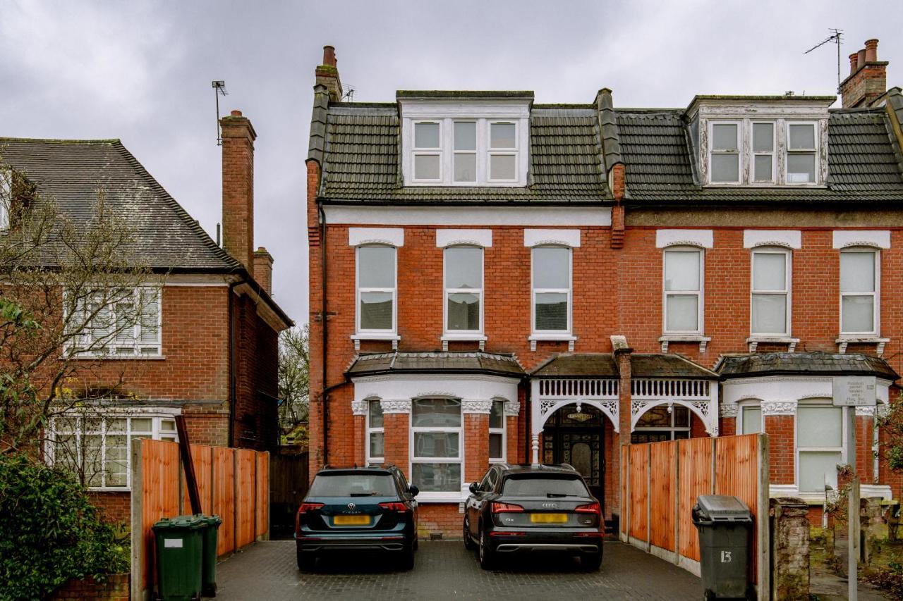 Fantastic New, London Apartment 3 Bed 1 Bath & Parking Whetstone Esterno foto